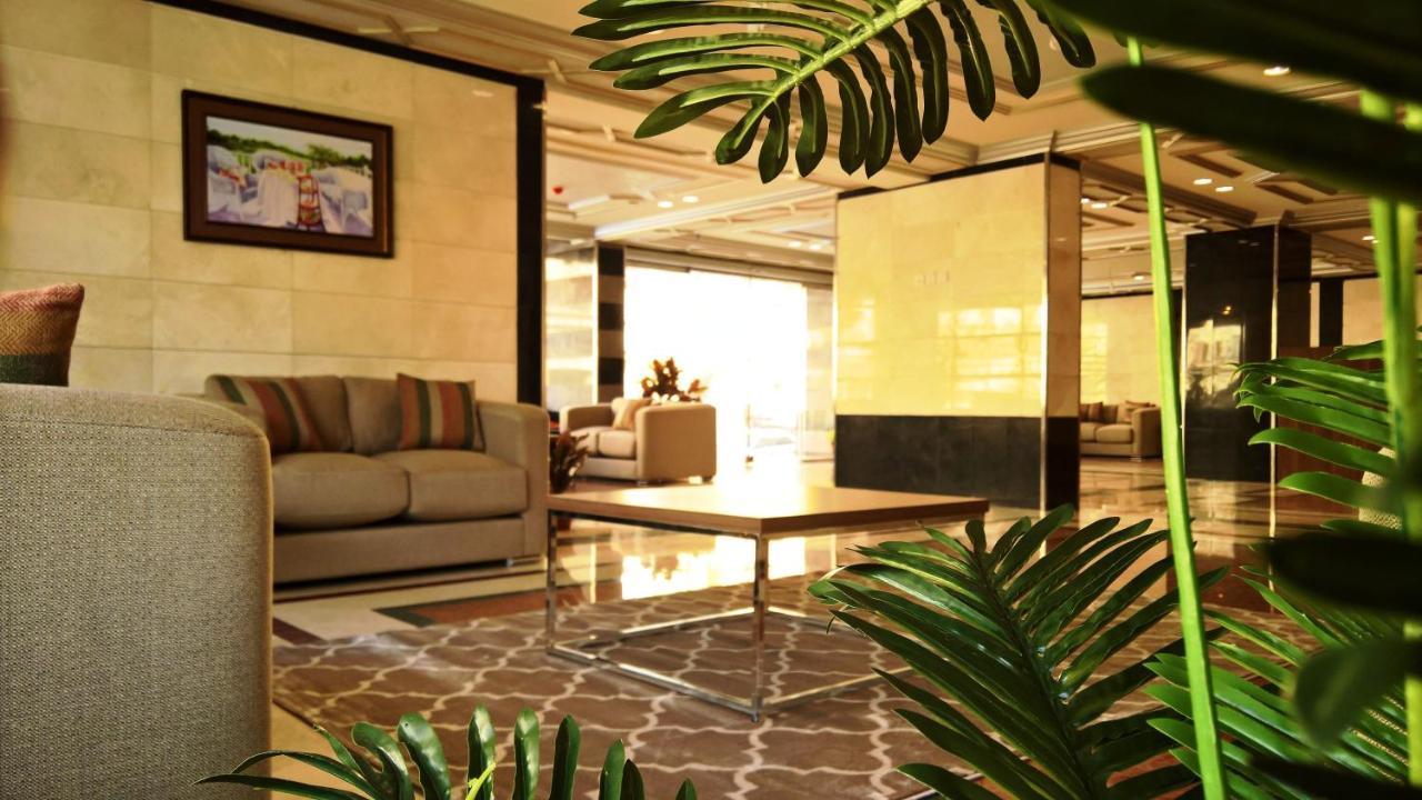Gold Palace Serviced Apartments Jeddah Luaran gambar