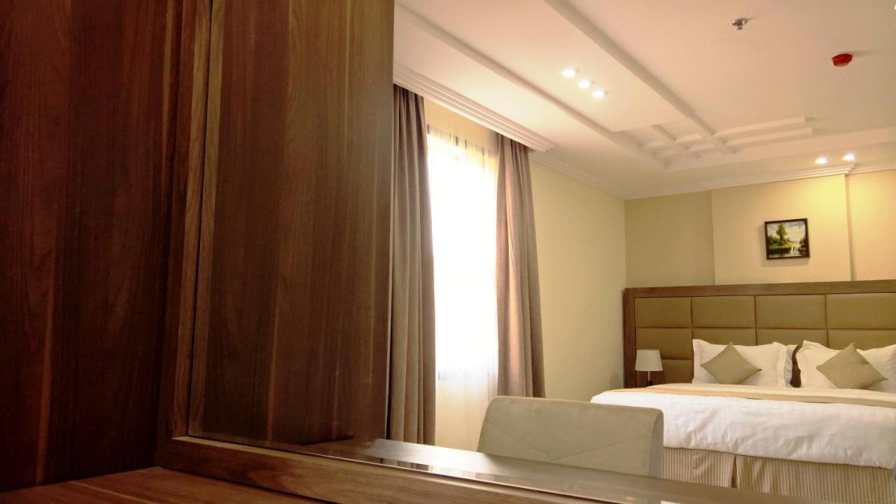 Gold Palace Serviced Apartments Jeddah Luaran gambar
