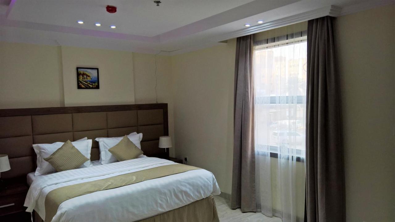 Gold Palace Serviced Apartments Jeddah Luaran gambar